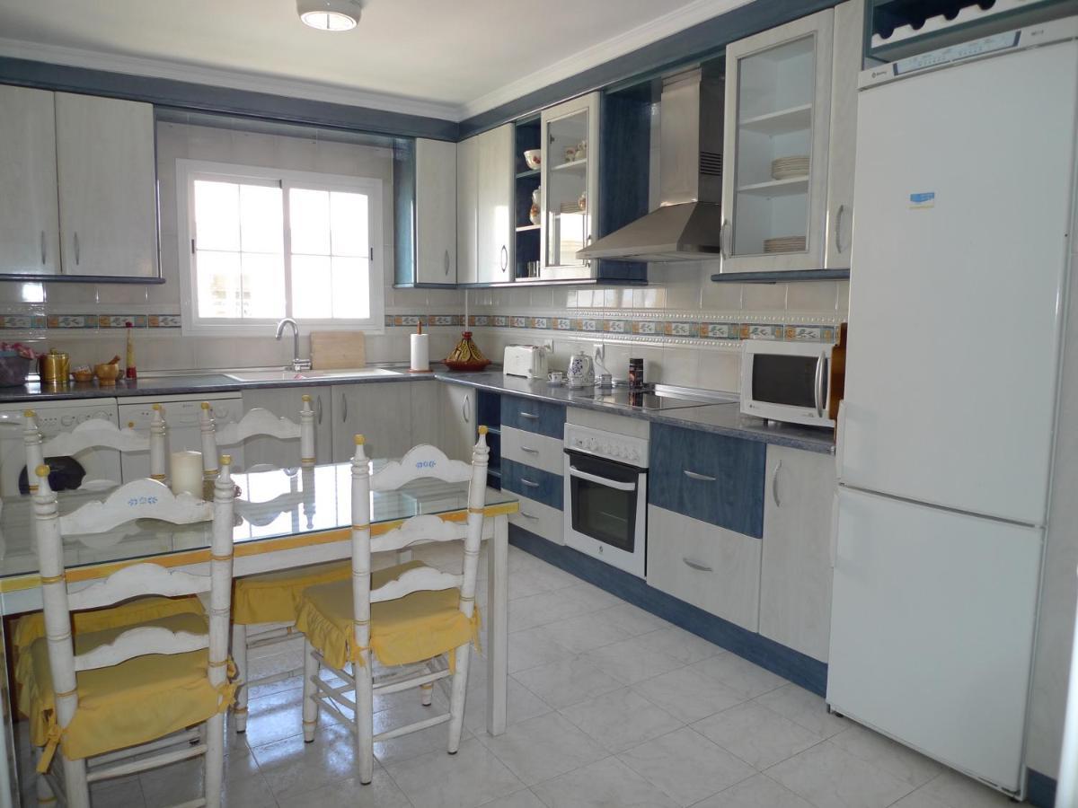 Torrox Costa Beachfront Apartment Exterior foto
